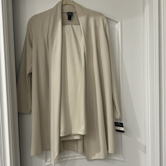 COPY - Fabulous two piece Clara Sun Woo set. size Small - Picture 4 of 6